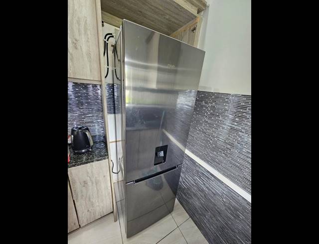 4 BEDROOM HOUSE FOR SALE IN ASTON BAY